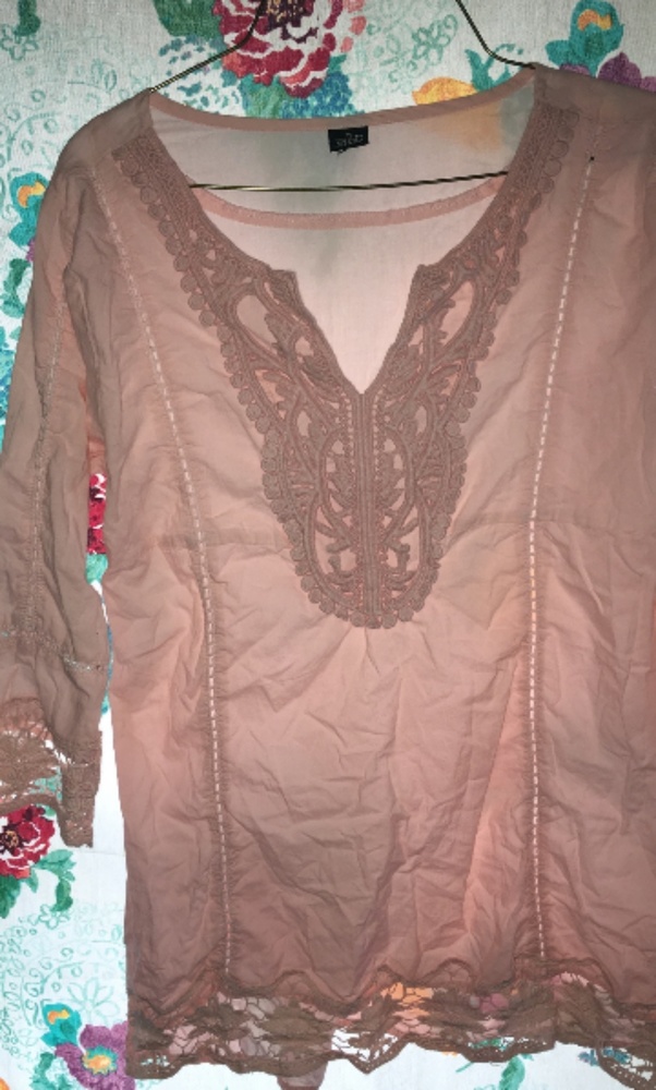NWOT, BOUTIQUE BLOUSE
